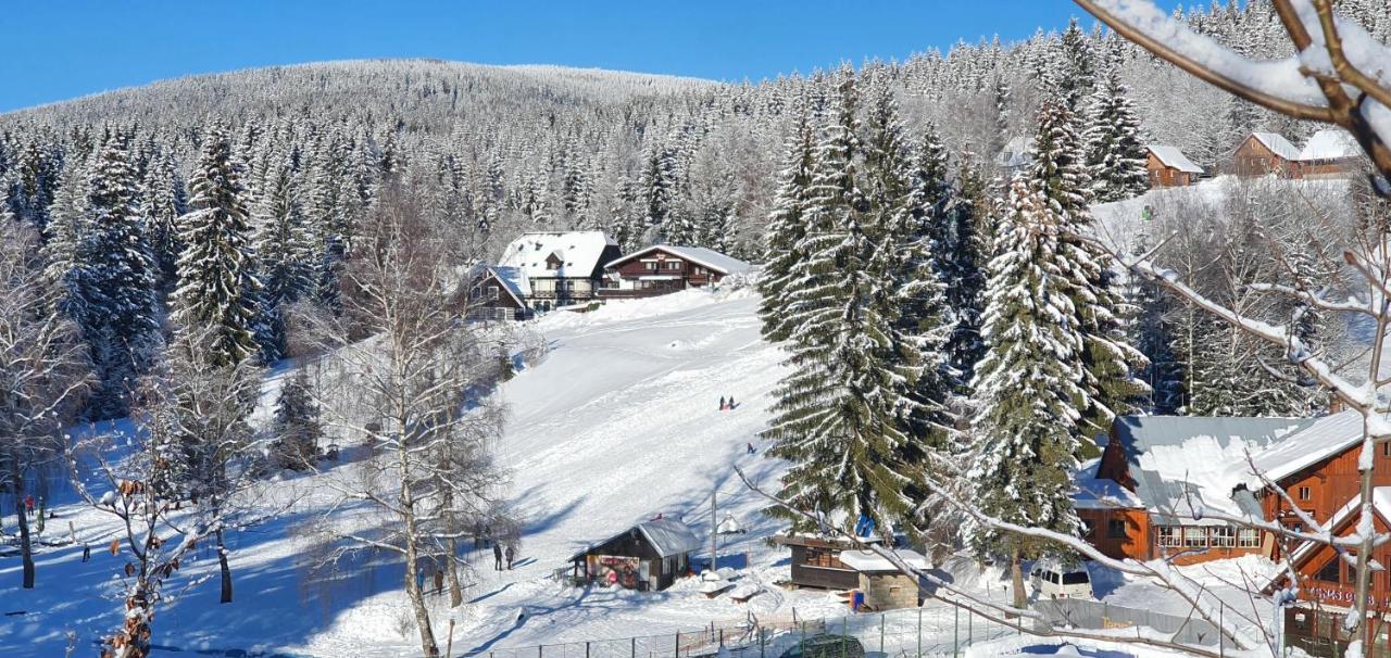 Pension Vinkl Harrachov Extérieur photo